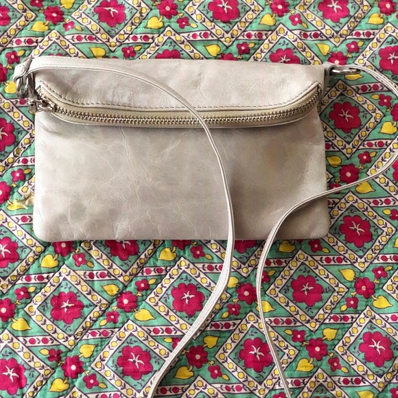 Hobo crossbody city clutch - Picture 2 of 5